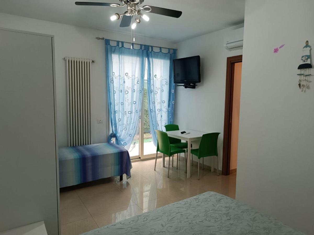Residence Blu Marine Rimini Eksteriør billede