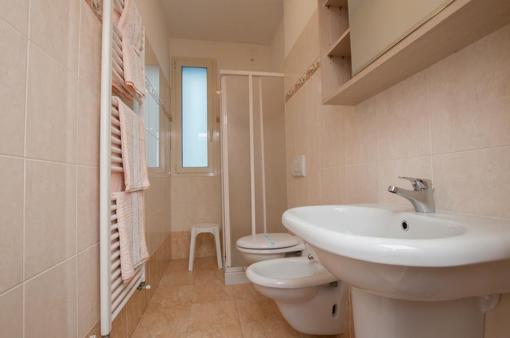 Residence Blu Marine Rimini Eksteriør billede