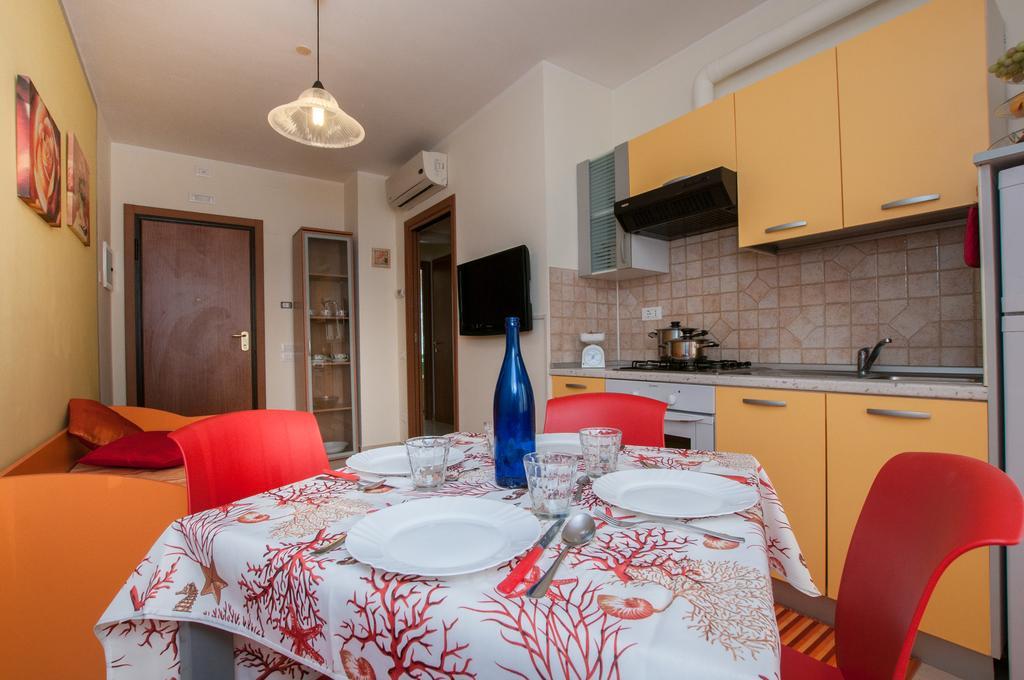 Residence Blu Marine Rimini Eksteriør billede